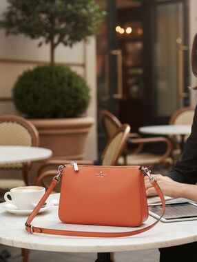 Kate Spade Leila Triple Gusset Crossbody bag